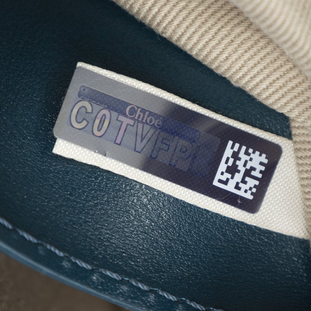 Chloé Mini C Crossbody - Picture 10 of 10